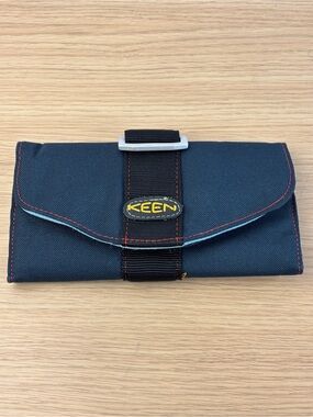 Vintage KEEN Hybrid Transport Division Navy/Black Trifold Wallet